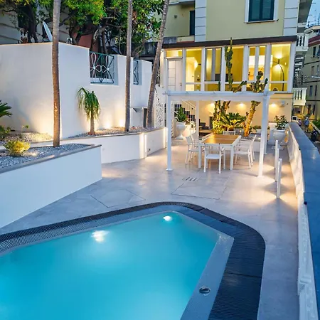 Casa & Piscina Nel Centro Di Amalfi Coast Salerno